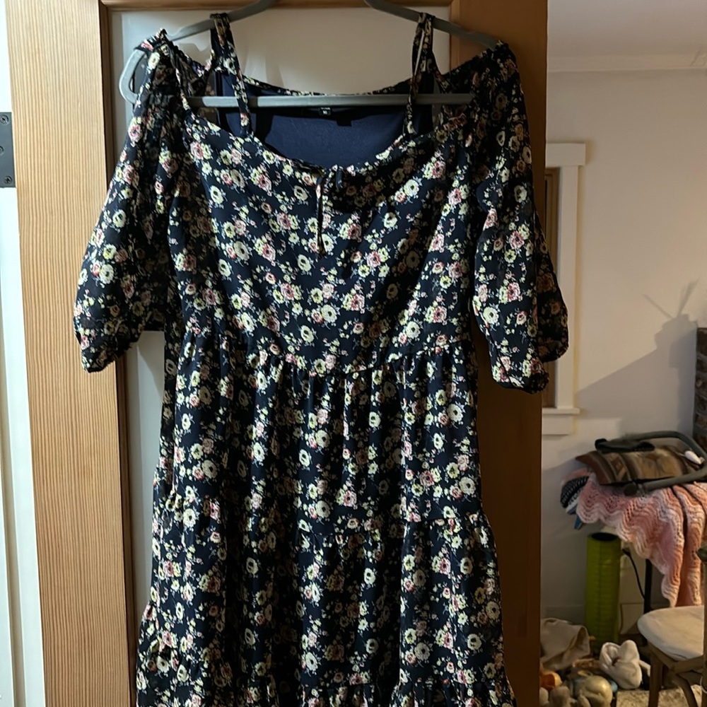 Ava & Yelly size 16 dress
